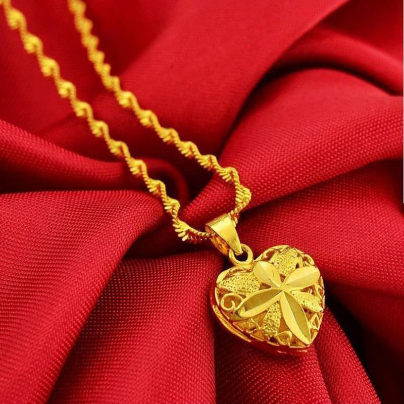 Hollow Rose Heart Pendant Necklace