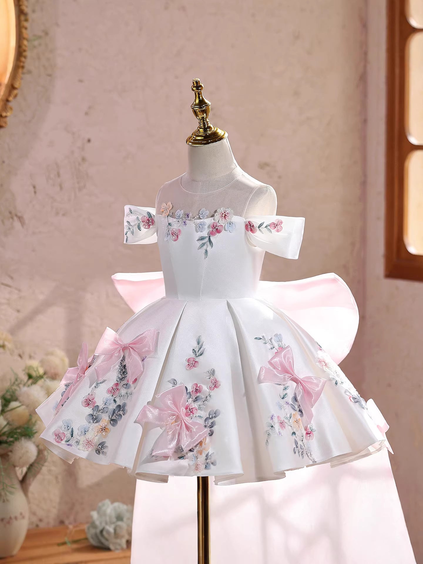 Girls One-Shoulder Tulle Princess Dress