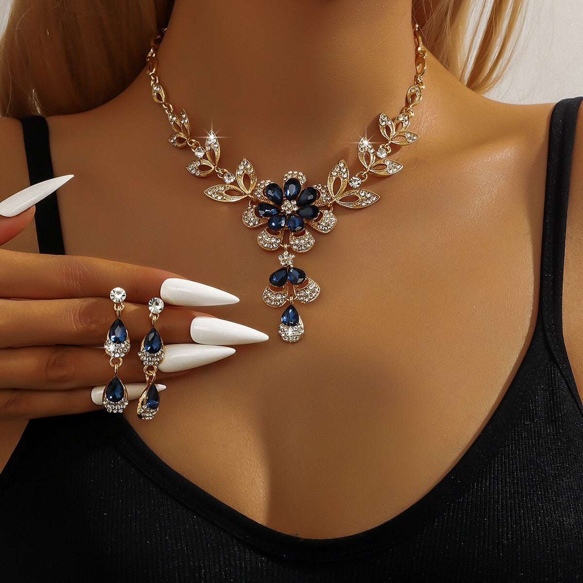 Elegant Water Drop Flower Necklace and Earrings Set